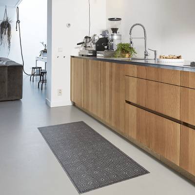 Vinylmatte Copenhagen im Loft Style mit Küchenzeile aus Holz von Heineking24
